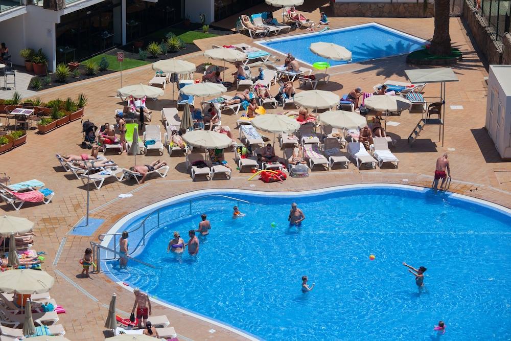 Grupotel Revoli Puerto Rico  Bagian luar foto